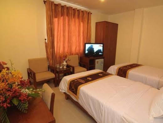 Reddoorz Ruby Star Hotel Truong Dinh Ho Chi Minh City Exterior photo